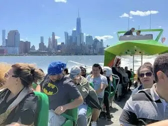 Circle Line The Beast i New York - Speedbåt